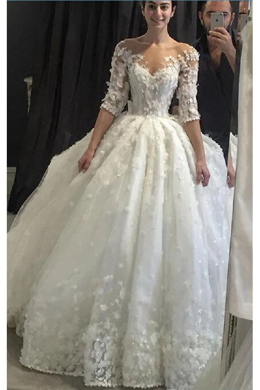 The Good Stuff Vintage Appliqued Half Sleeve Flowers Ball Gown Luxury Tulle Wedding Dresses N133