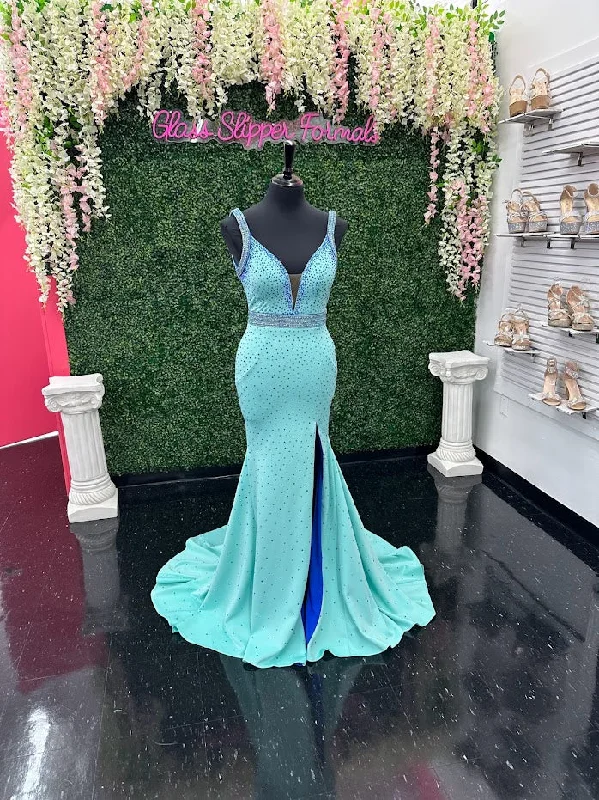 Seize Bargains Johnathan Kayne 2628 Size 4 Long Fitted Scuba Pageant Dress Crystal Slit Train Gown Prom Seize Bargains Johnathan Kayne 2628 Size 4 Long Fitted Scuba Pageant Dress Crystal Slit Train Gown Prom