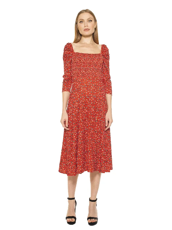 Feminine Charm Lila Midi Dress