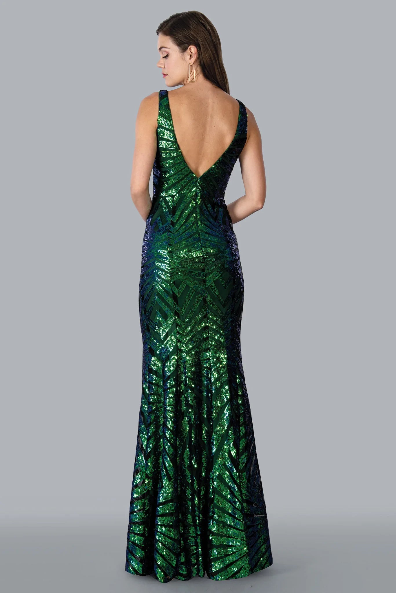 Budget Friendly Fashion Stella Couture 23168 Size 16 Green Long Fitted Sequin V Neck Formal Prom Dress Evening Gown Budget Friendly Fashion Stella Couture 23168 Size 16 Green Long Fitted Sequin V Neck Formal Prom Dress Evening Gown
