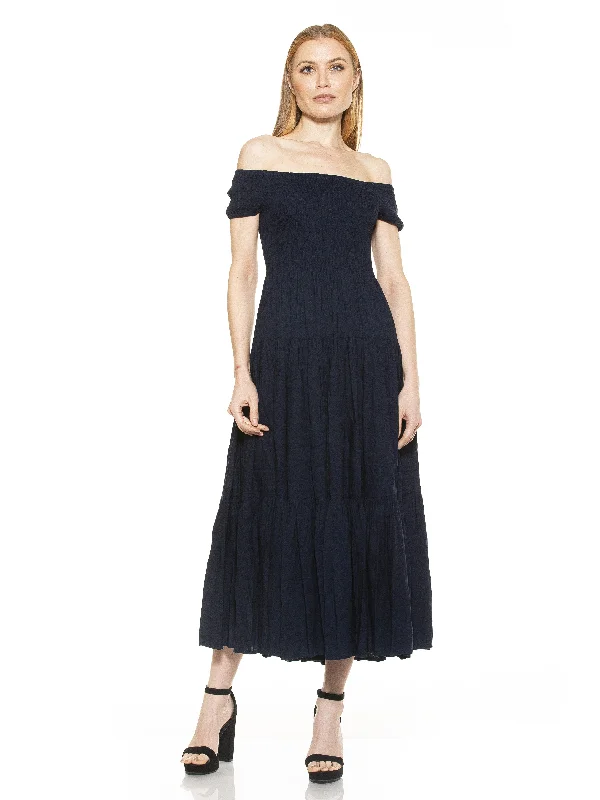 Sophisticated Cut Belle Maxi Dress