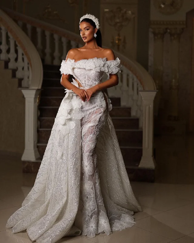 Hot Sale Off Shoulder 3D Floral Details Bridal Dress with Detachable Train