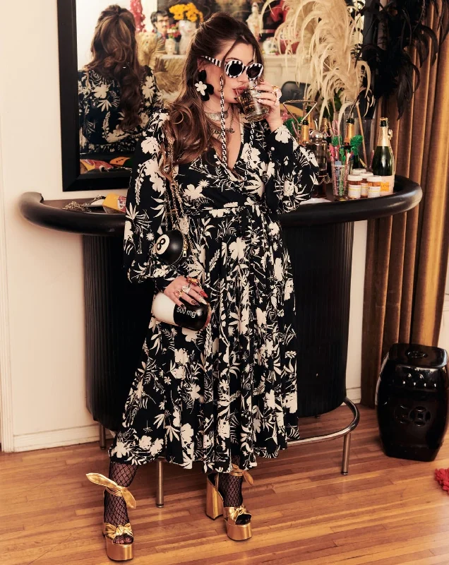 Wardrobe Upgrade LilyPad Midi Dress - Dahlia Black