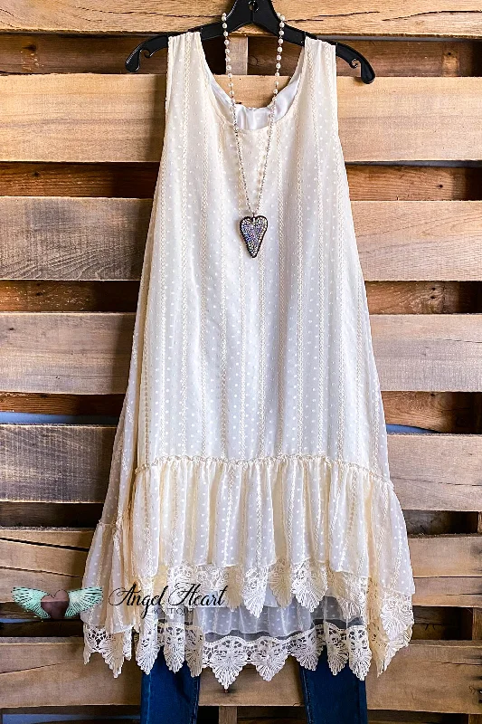 Pastel Styles For The Sake Of Love MIDI Dress - Beige