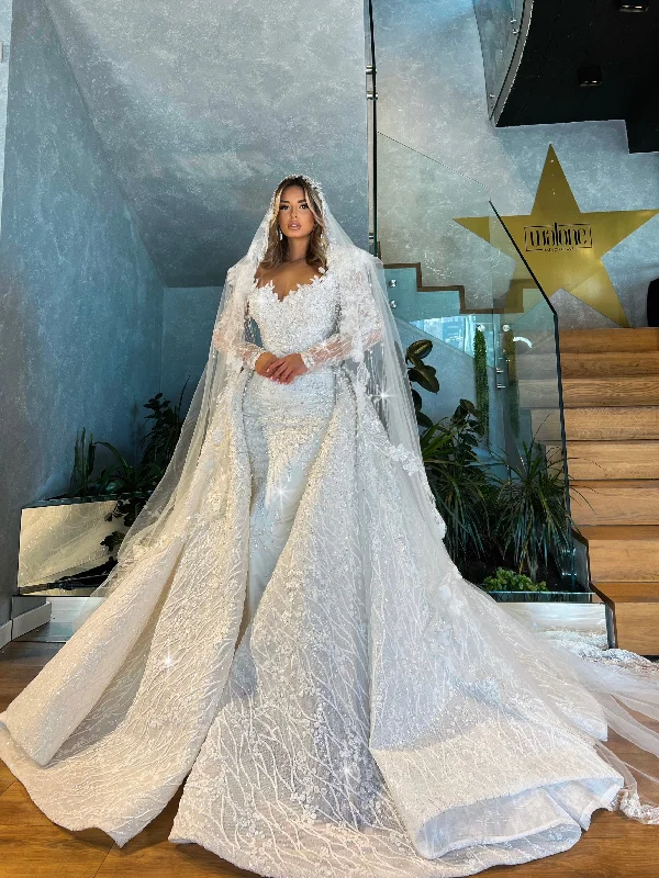 Unbeatable Prices Floral Lace Bridal Dress with Detachable Overskirt