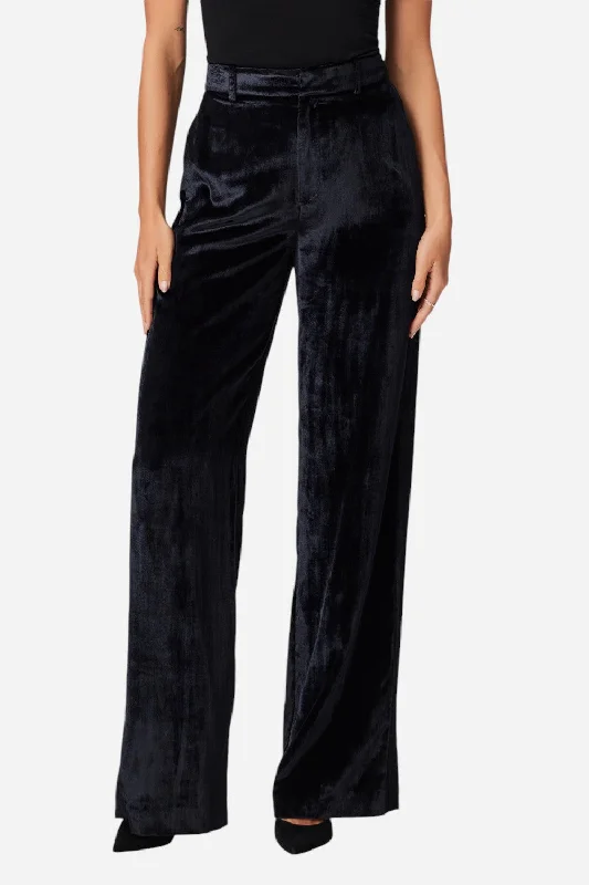 Feminine Elegance Paige Chateau Pant in Midnight