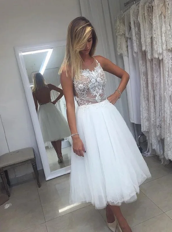Casual Fashion A-line Short Backless Wedding Dresses Lace Applique Short Bridal Gown OW683 Casual Fashion A-line Short Backless Wedding Dresses Lace Applique Short Bridal Gown OW683