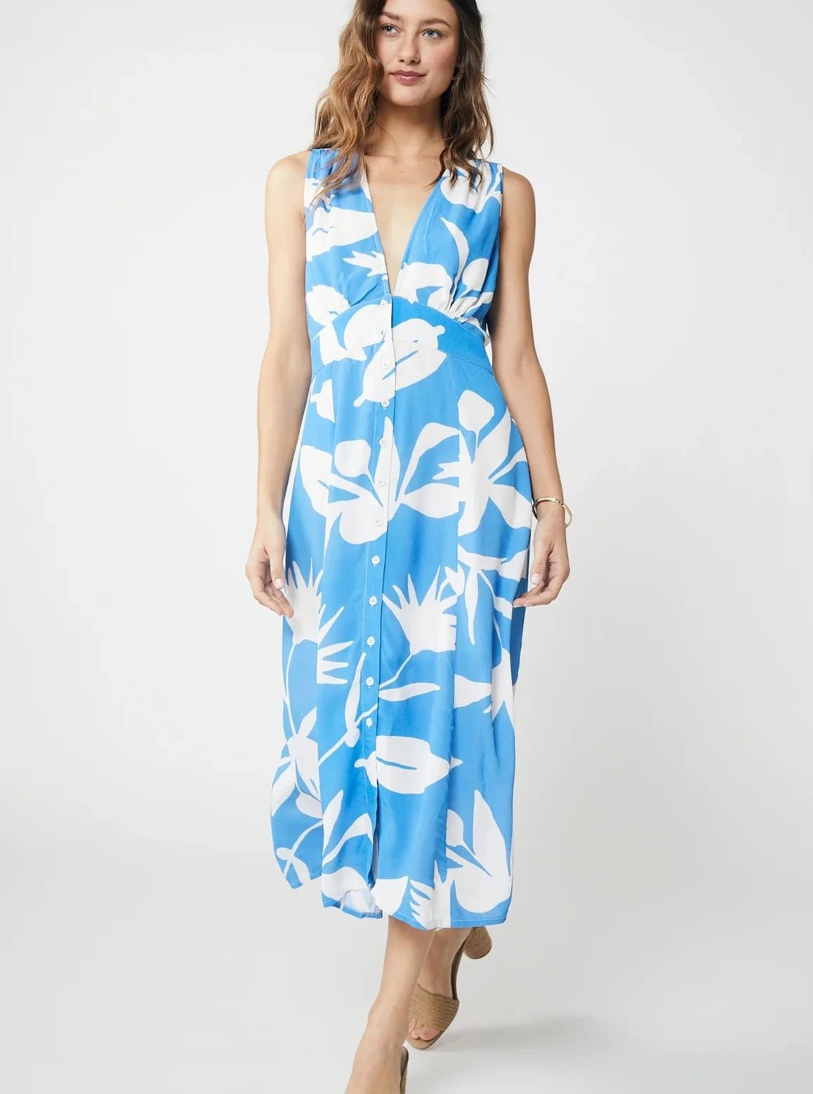 Score Big On Glamorous Red - Carpet Styles Robin Maxi Dress in Blue Spring