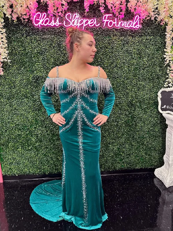 Top Brand Discounts Johnathan Kayne 2708 Size 6 Teal Long Velvet Crystal Fringe Tassel Off the Shoulder Pageant Gown Prom Dress Top Brand Discounts Johnathan Kayne 2708 Size 6 Teal Long Velvet Crystal Fringe Tassel Off the Shoulder Pageant Gown Prom Dress