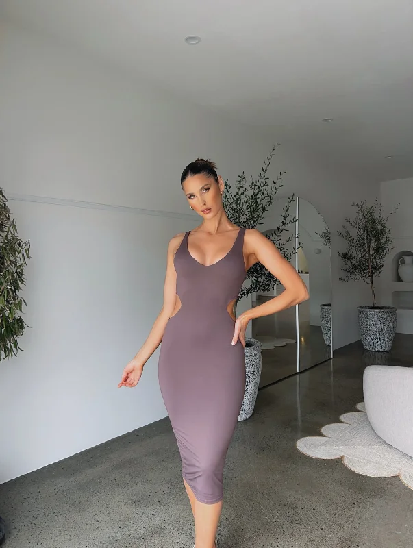 Premium Fashion POPPY MIDI DRESS MOCHA - OUTCAST EXCLUSIVES