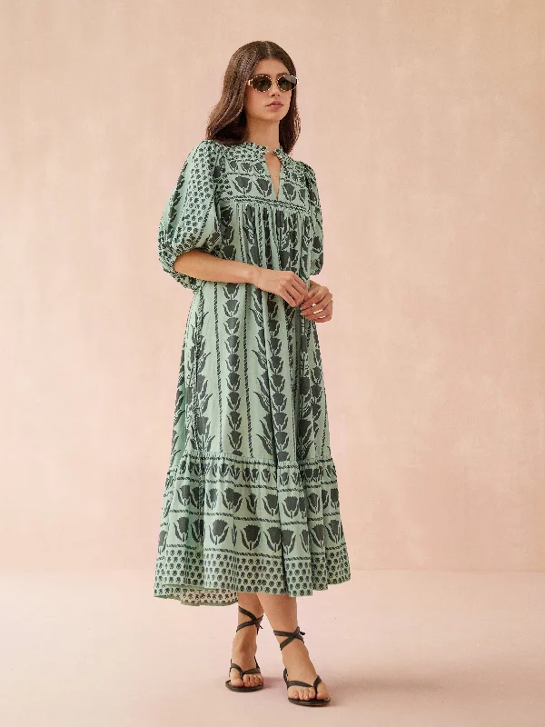 Seasonal Trend Wren Midi Dress in Reya Willow