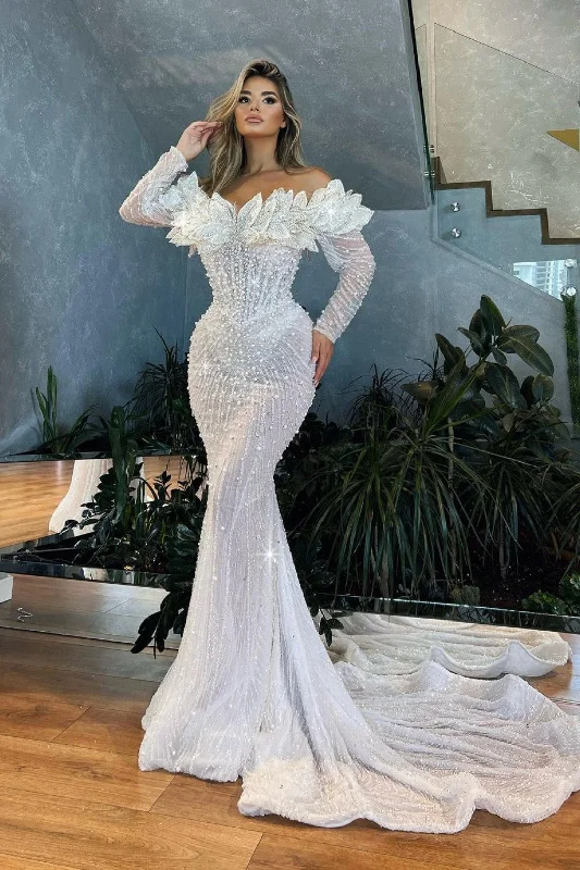 Casual Chic Long Mermaid Bridal Dress with Leaf Corset