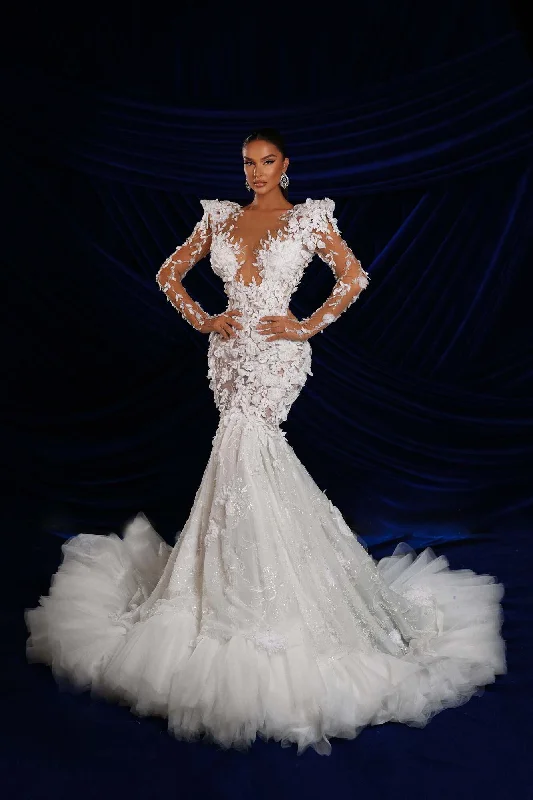 Elegant Style Mermaid Tulle Floral Bridal Gown with Veil