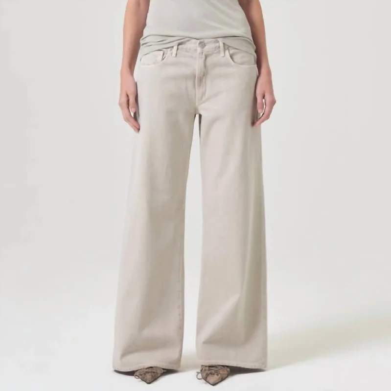 Fashion Essentials Clara Jeans In Tusk