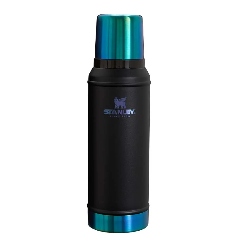 Drinkware Gift Ideas Classic Legendary Bottle 1.0 QT in Black Chroma