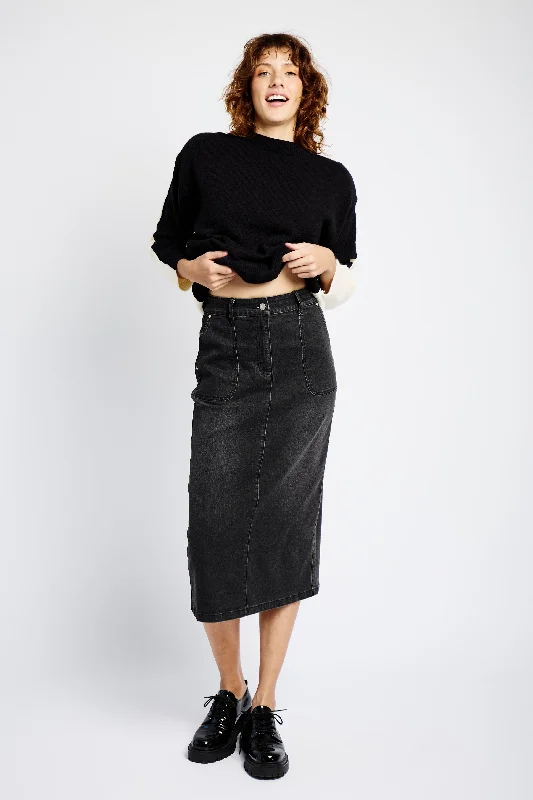 Formal Outfit Denim Skirt with Back Slit in Black