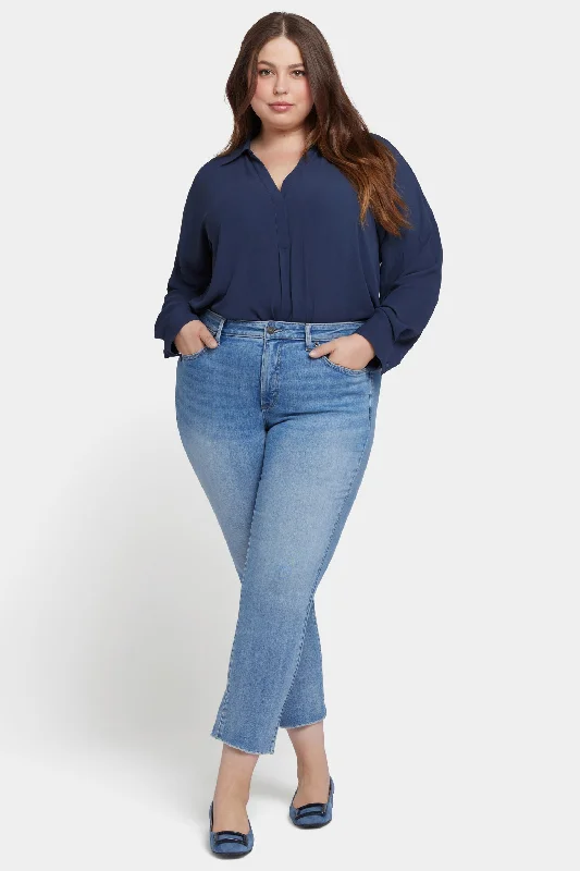 Stylish Looks Sheri Slim Ankle Jeans In Plus Size - Blue Valley
