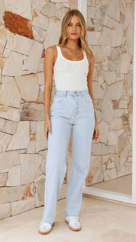 Elevate Your Wardrobe Abrand Carrie Jean - Iris Bleached Vintage Blue