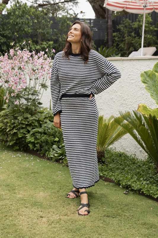 Chic Style Elm Rosie Stripe Skirt Navy/White