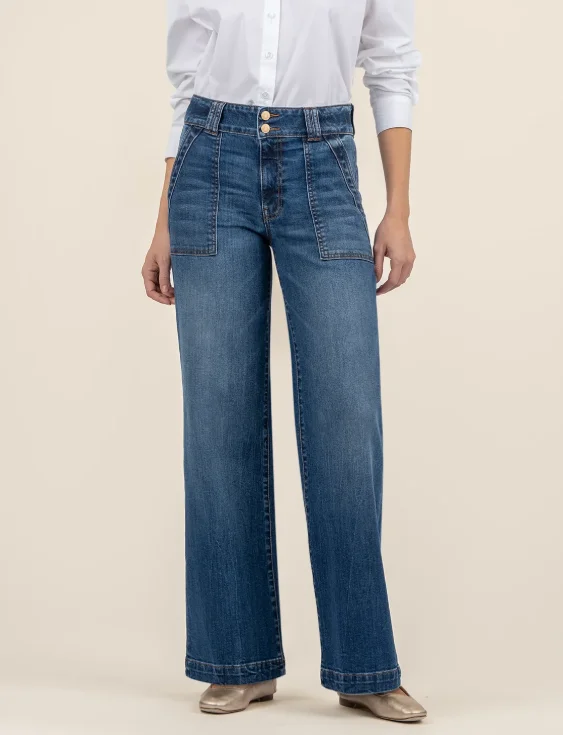 Fashion Essentials KUT Jodi High Rise Wide Leg Patch Pocket Jeans