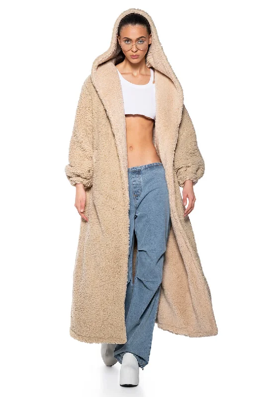 Elegant Simplicity Wardrobe EWE BETTER BELIEVE IT FUZZY SHERPA COAT