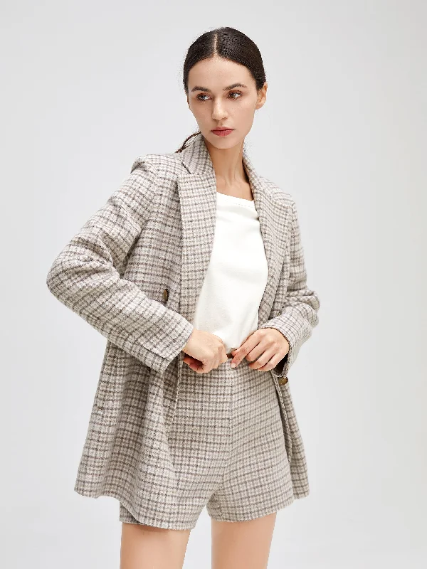 Wardrobe Upgrade Checked wool shorts