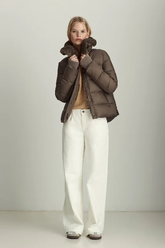 Catch Every Fashion Trend Vera - SHEARLING