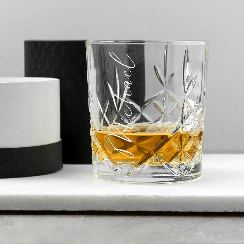 Time-Sensitive Drinkware Offers Personalised Luxe Crystal Whisky Tumbler