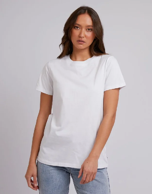 Lighten Up With Nordic Styles Silent Theory Layering Tee