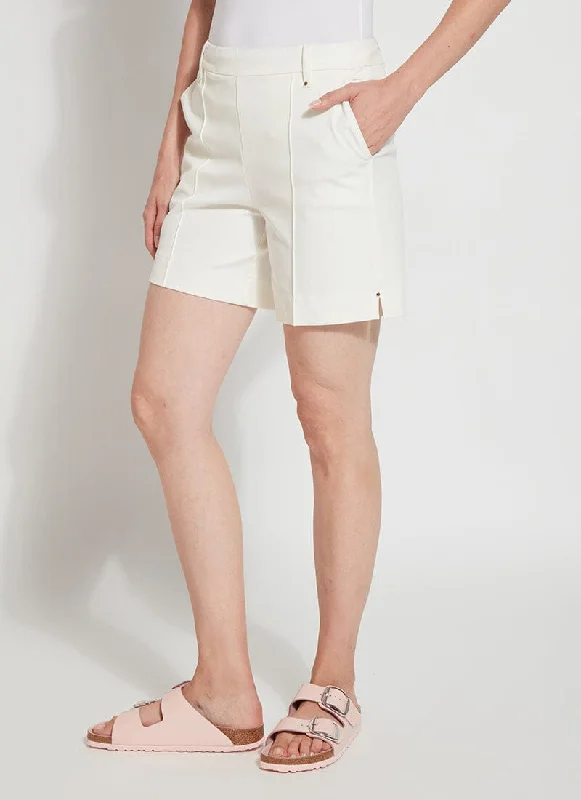Stylish Looks Amanda Short (Plus Size)