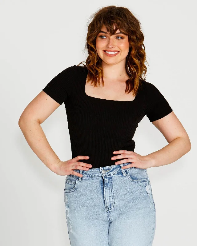 Elegant Style Sass Aubrey Square Neck Top