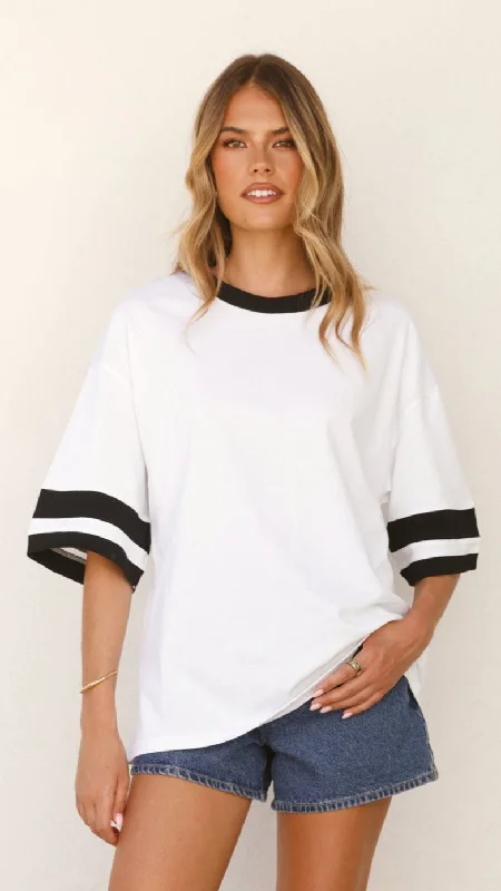Feminine Elegant Adaja Oversized T-Shirt - White / Black