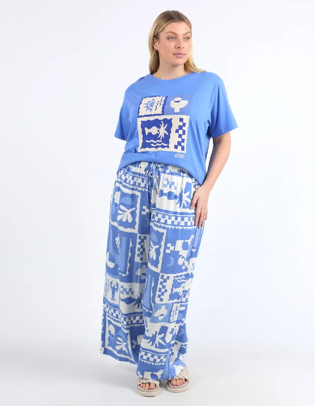 Feminine Soft - Hued Look Elm Holiday Sun Tee