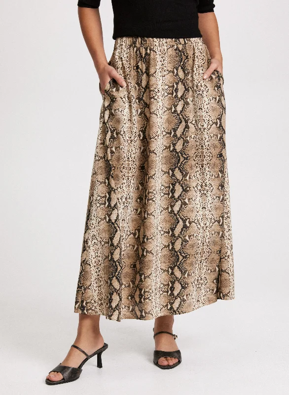 Elegant Details Snake Print Maxi Skirt
