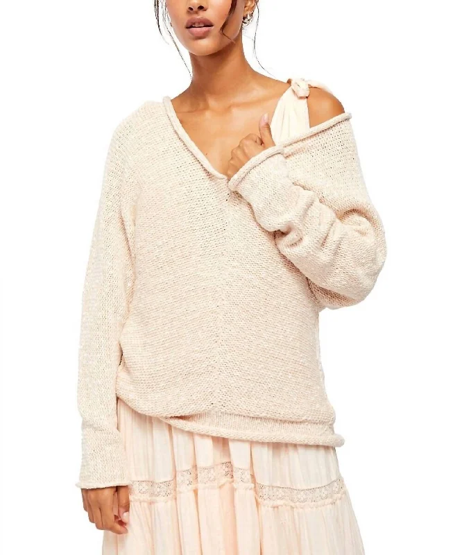 Fashion Sale Chamoix Bright Lights V-Neck Sweater In Beige