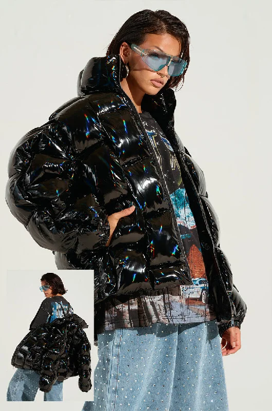 Hot Styles BOB AND WEAVE OIL SLICK PUFFER
