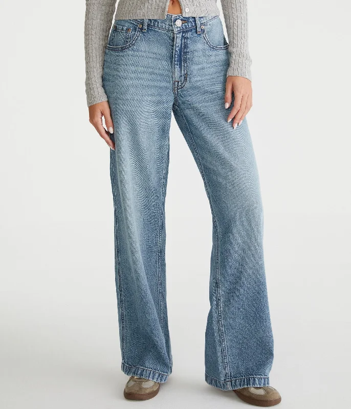 Limited Edition Aeropostale Low-Rise Baggy Wide Leg Carpenter Jean