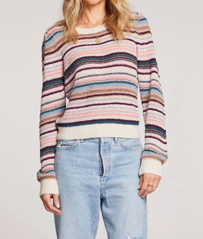 Chic Trend Collection Elima Top In Multi
