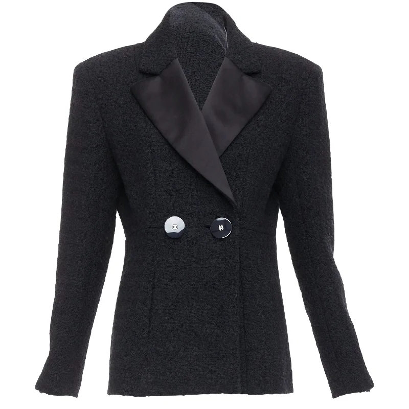 Evening Looks Chanel Cosmopolite tweed double breasted tuxedo jacket